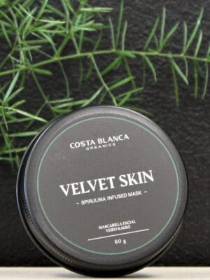 Veido kaukė prisotinta spirulina „Velvet skin”