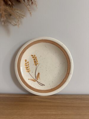 Lekštė su augaliniu motyvu | 19,5 cm